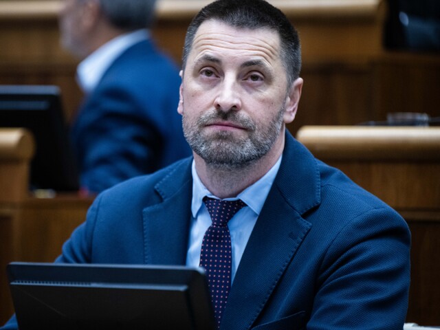 Marián Viskupič