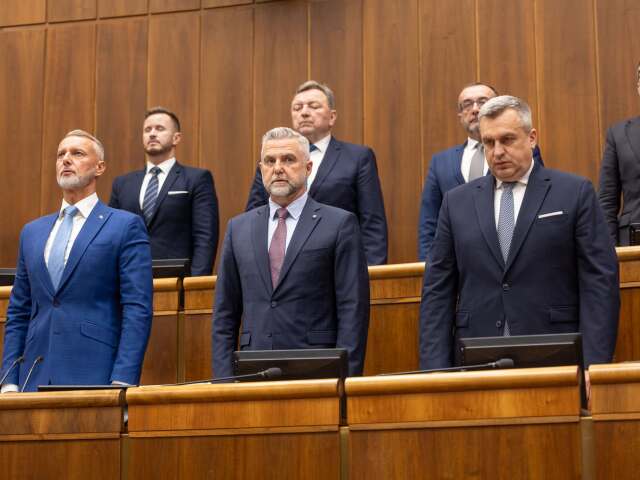 rokovanie parlamentu, parlament, danko raši gašpar