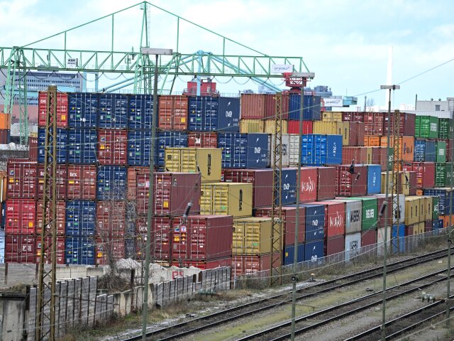Nemecko export máj pokles obchod prebytok