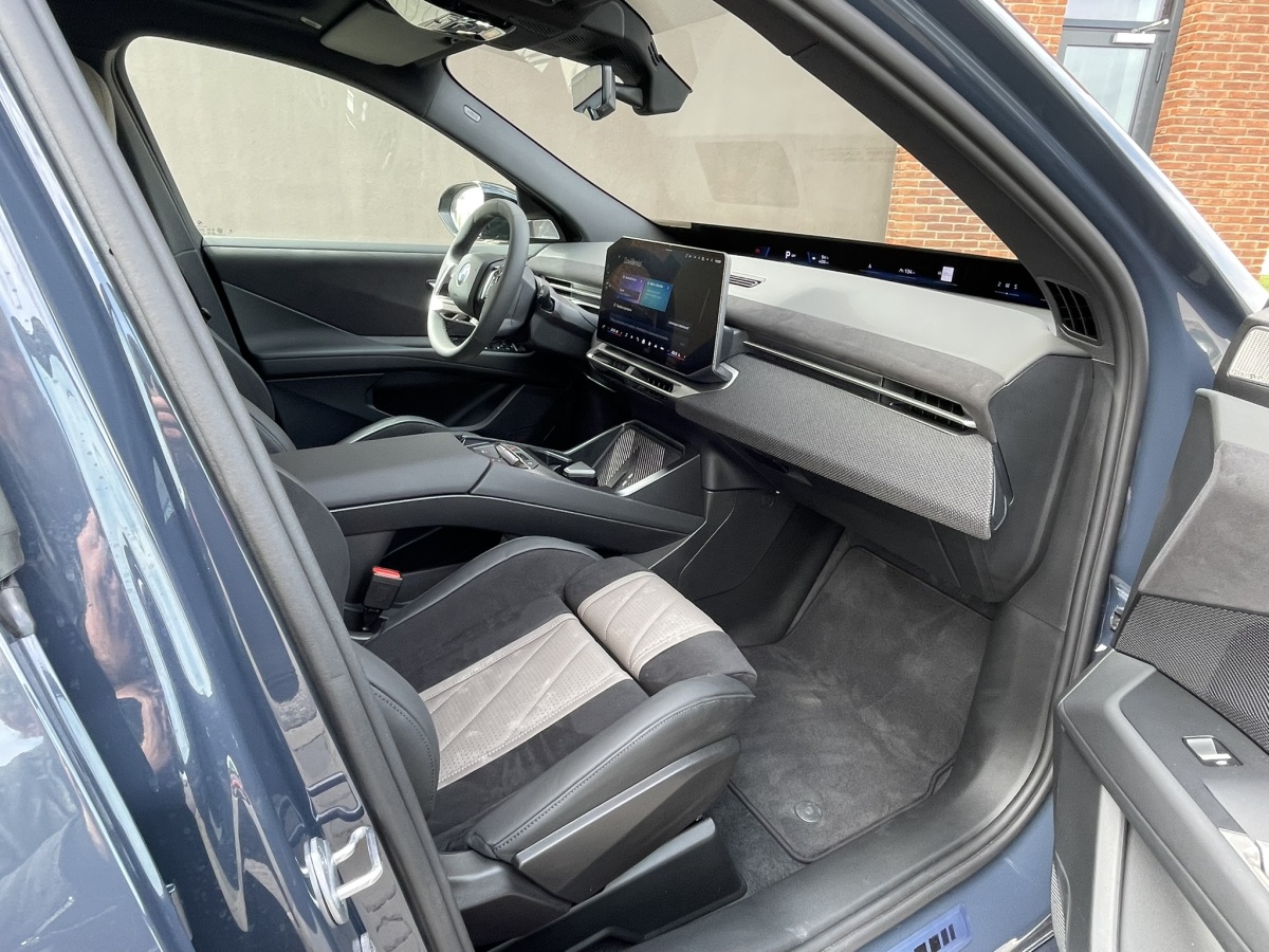 BMW iX3 50 xDrive - test 2026