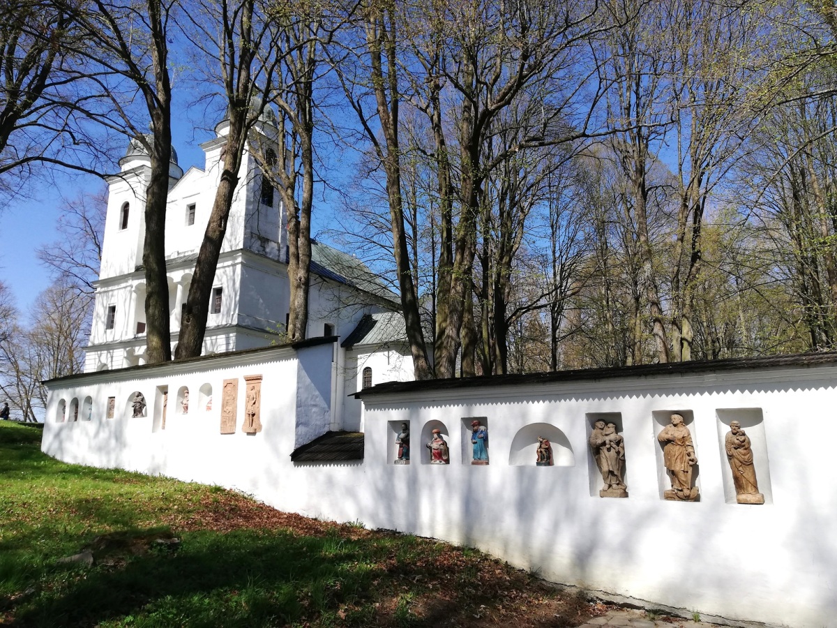 kostol, Slanický ostrov