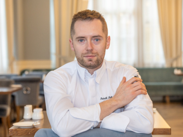 Šéfkuchár Patrik Pokrývka: Chcel byť úspešný v NHL, je v gastronómii