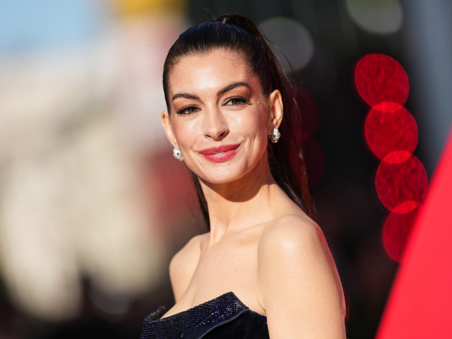 Anne Hathaway