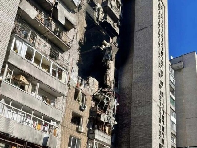 Dnipro po ruskom útoku 23. apríla 2026