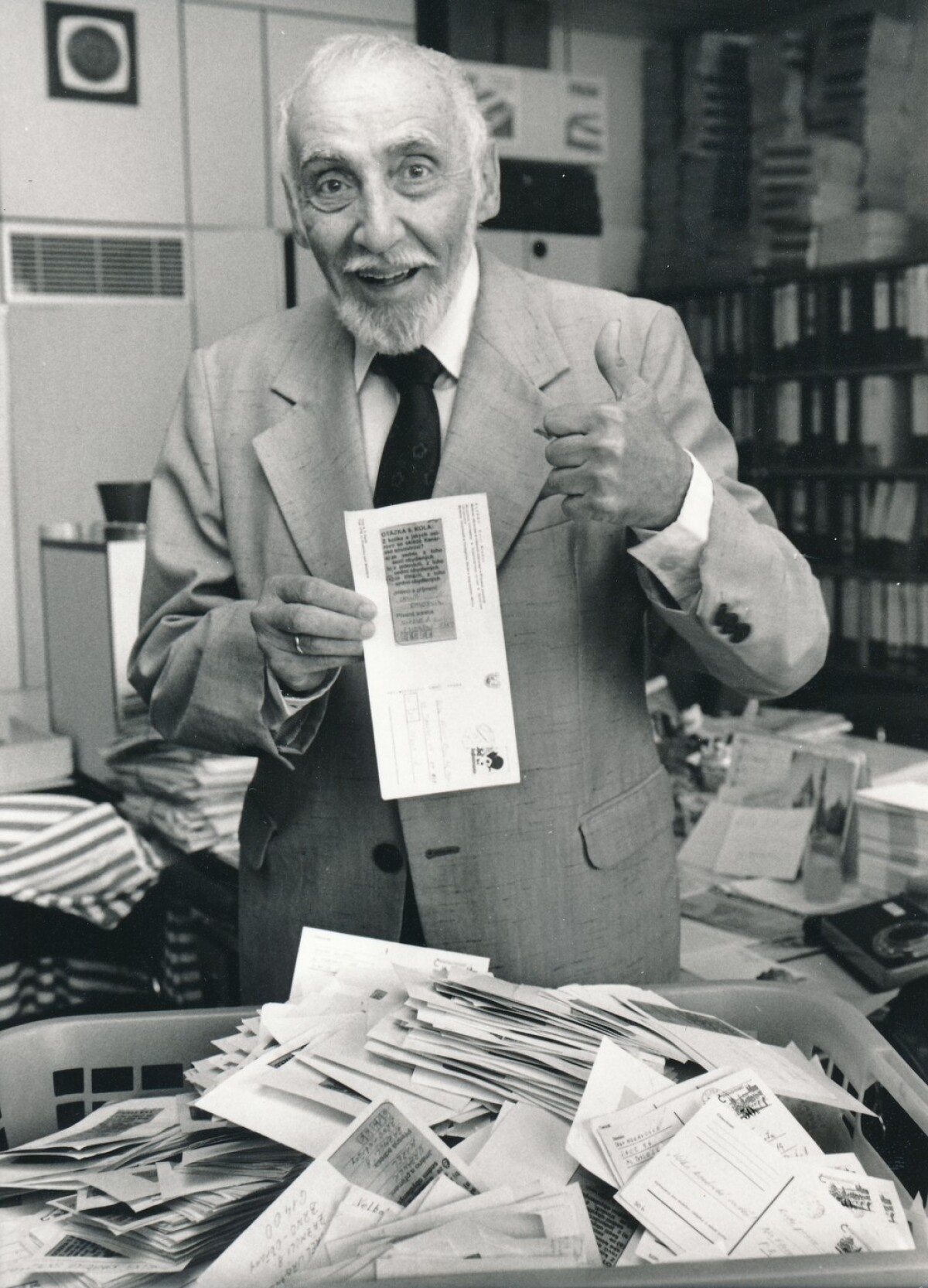 Herec Miloš Kopecký.