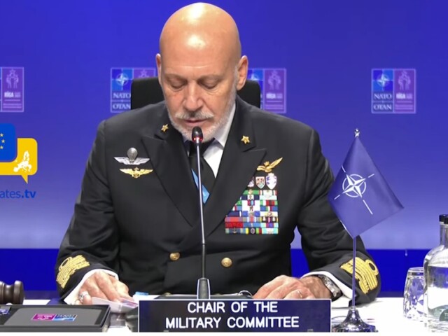 Taliansky admirál Giuseppe Cavo Dragone, predseda Vojenského výboru NATO