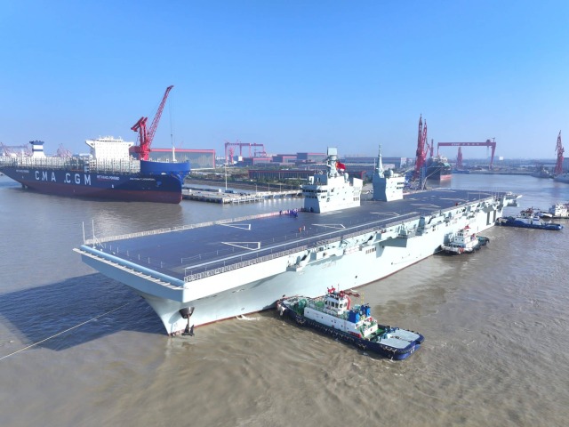 Type 076 v čínskom Šanghaji