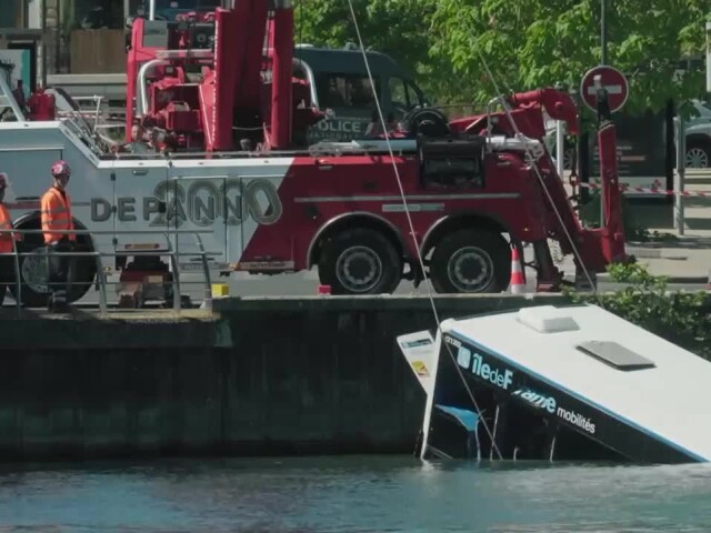 autobus spadol do Seiny, Reuters, NEPOUZIVAT