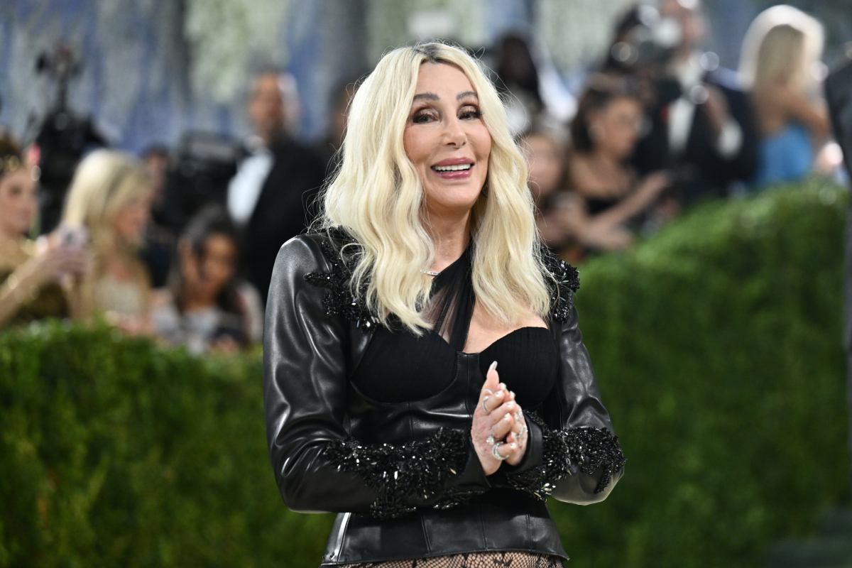 Speváčka Cher na podujatí MET Gala a výstave Costume Art v New Yorku.
