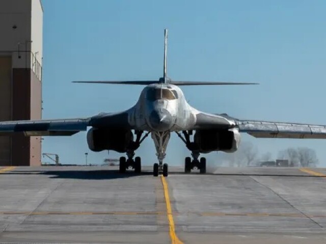 B-1B na základni Tinker Air Force Base, Oklahoma, USA 26. februára 2026