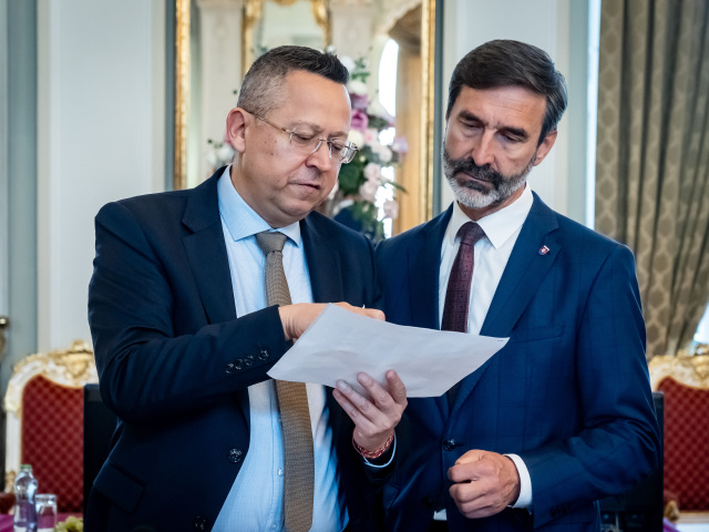 VLÁDA: Rokovanie 140. schôdze