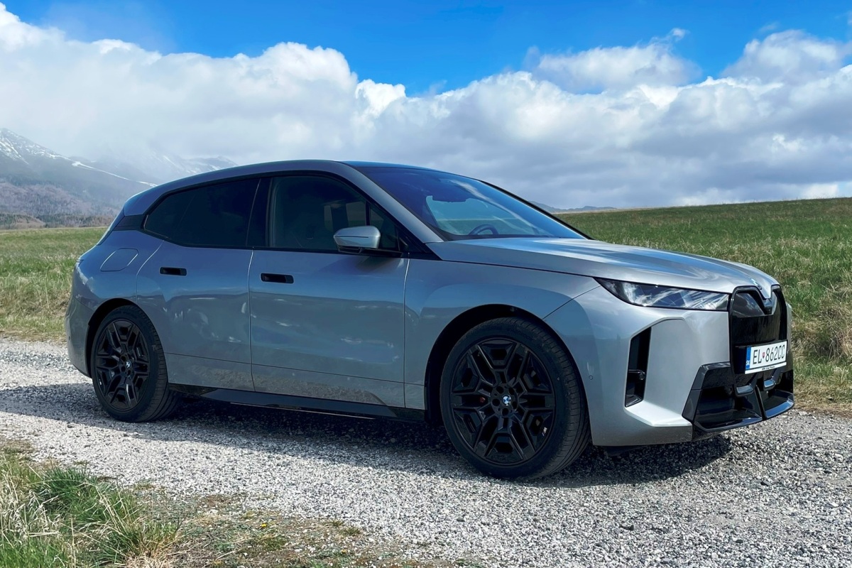 BMW iX xDrive60 - test 2026