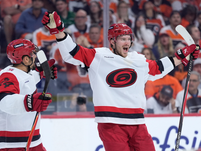 Hurricanes Flyers Hockey NHL