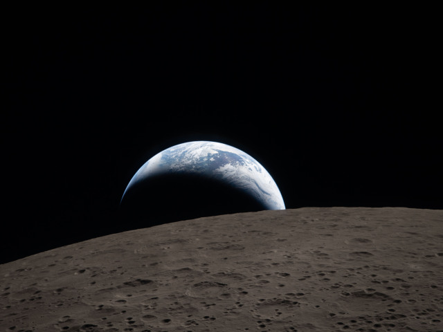zem mesiac artemis II.