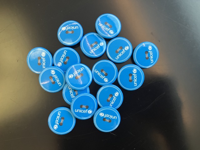 Modrý gombík UNICEF
