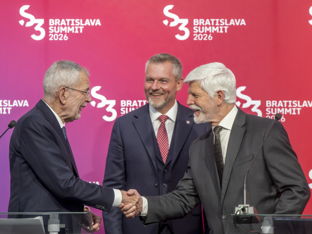 SR Slavkovský Formát S3, pellegrini, petr pavel, bellen