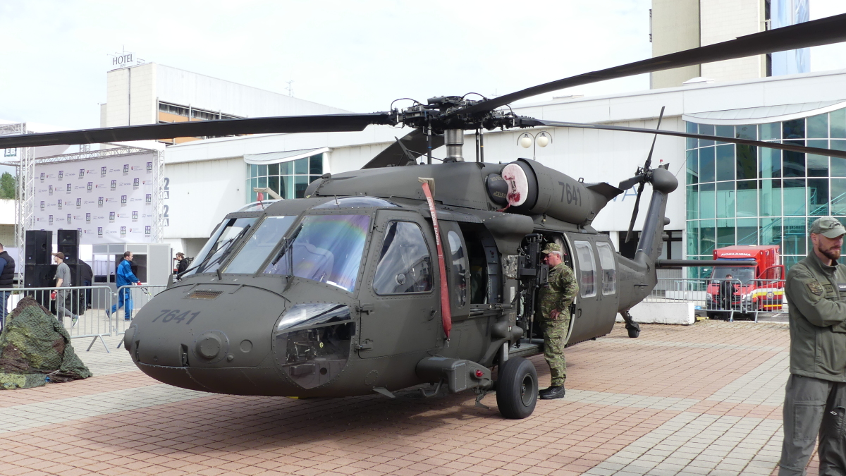 Sikorsky UH-60M Black Hawk  1 