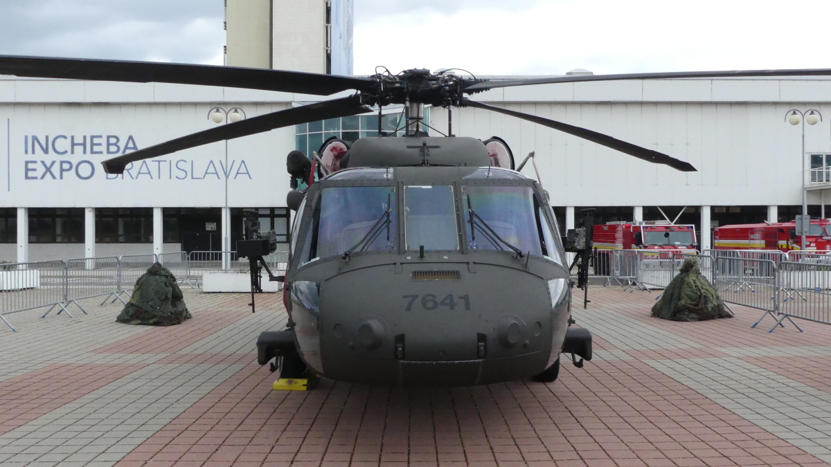 Sikorsky UH-60M Black Hawk  10 