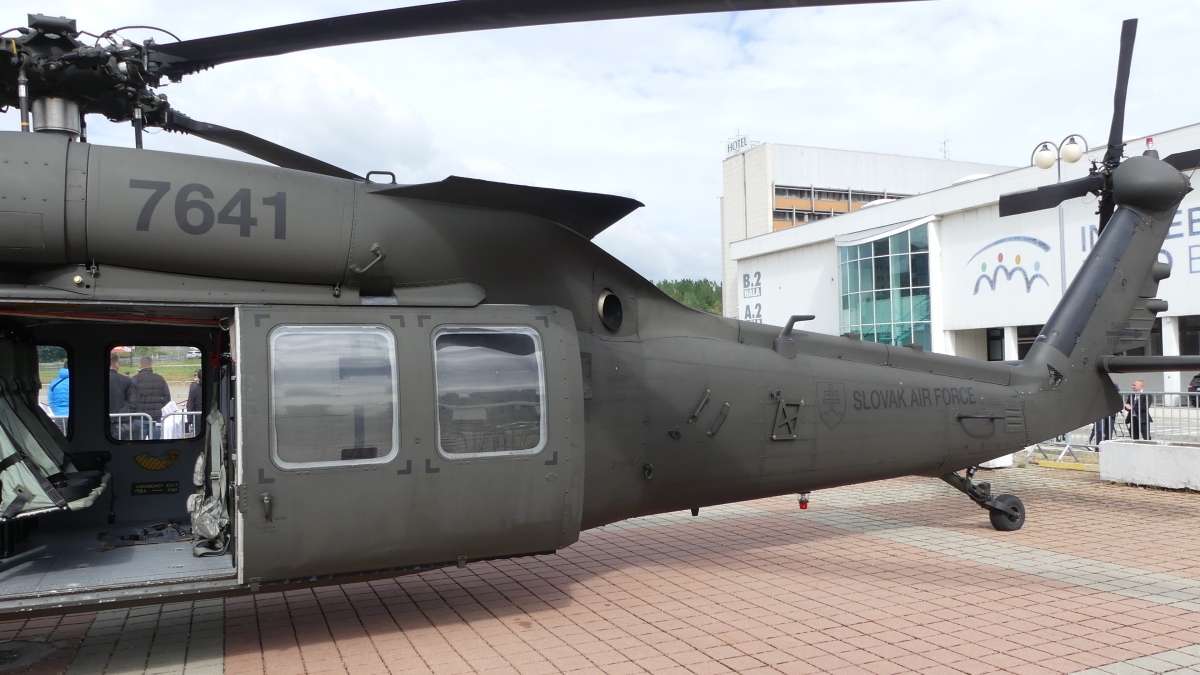 Sikorsky UH-60M Black Hawk  7 