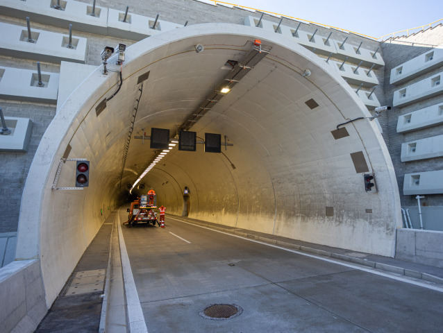 SR NDS tunel Višňové uzávera jarná údržba ZAX