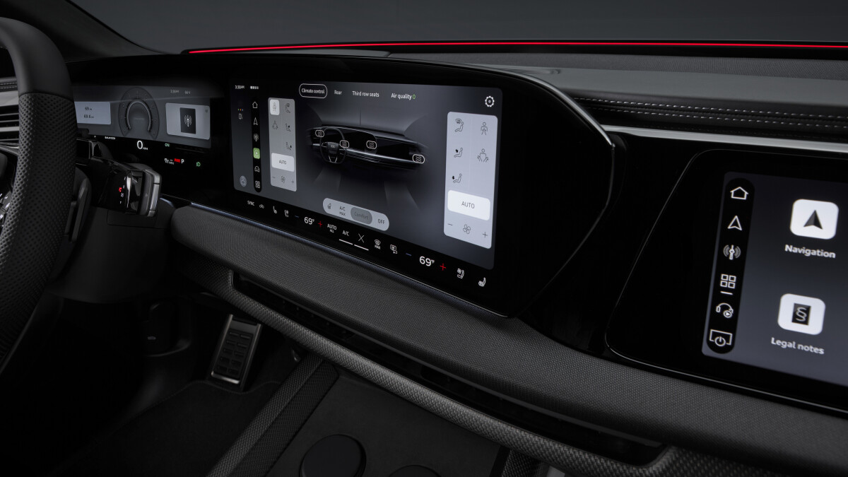 Audi Q9 - prvé snímky interiéru 2026