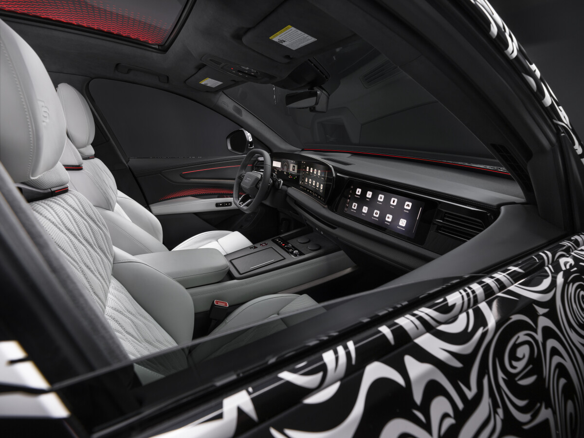 Audi Q9 - prvé snímky interiéru 2026