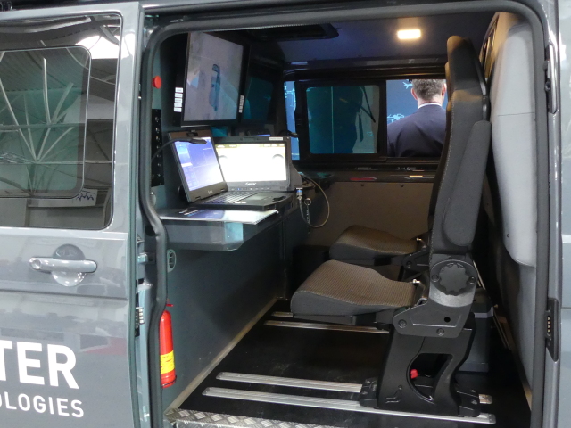 Aliter Technologies - Automobil s pracoviskom pre ovládanie dronu