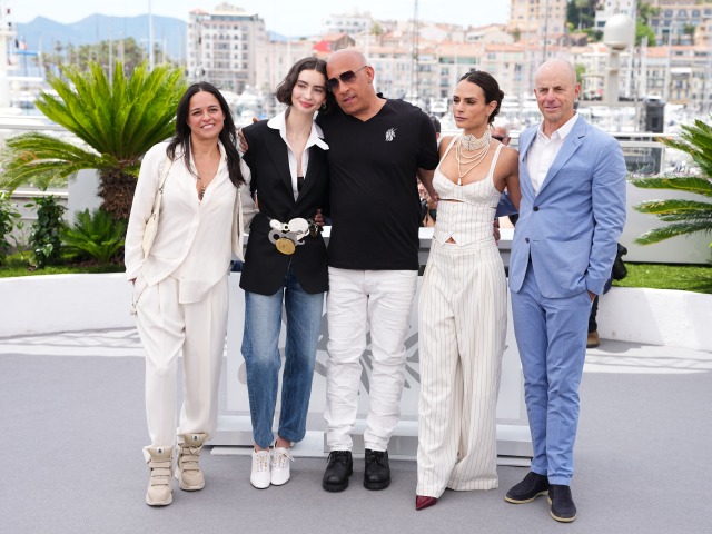 Michelle Rodriguez, Meadow Walker, Vin Diesel, Jordana Brewster a producent Neal H. Moritz