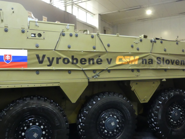Patria AMVXP 8x8 v stánku CSM Tisovec