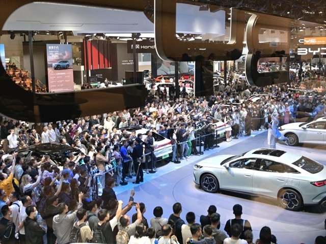 Peking - autosalón 2024