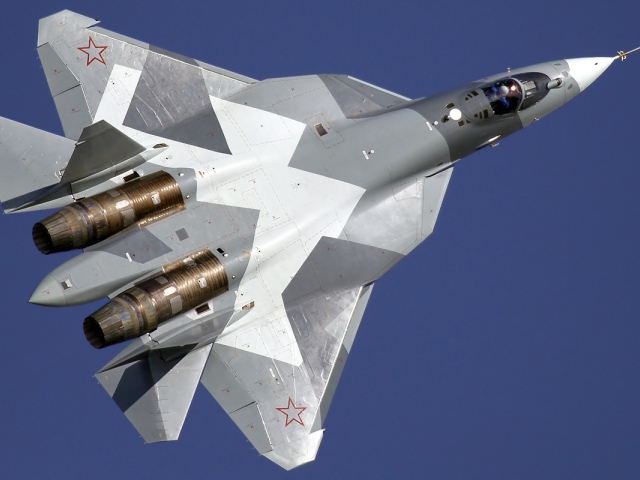 Ruské stíhacie lietadlo Suchoj Su-57 (jednomiestna verzia)