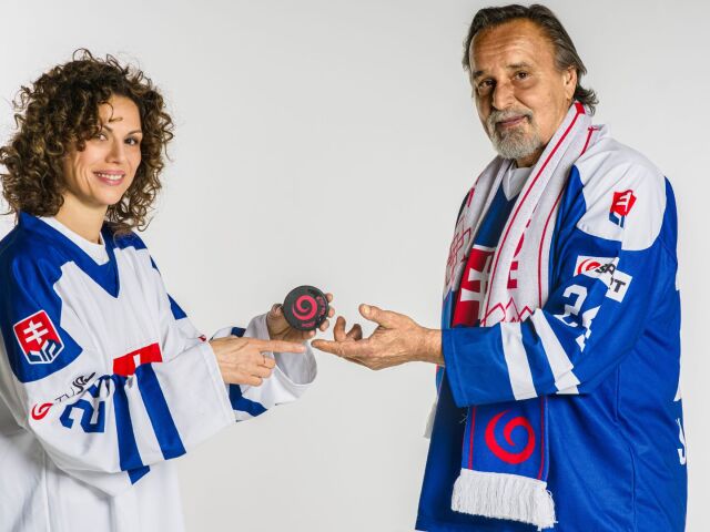 Jozef Vajda a Kristína Turjanová – Stvorenie Adama: Slávny dotyk prstov sa zmenil na symbolické spojenie športu a umenia.