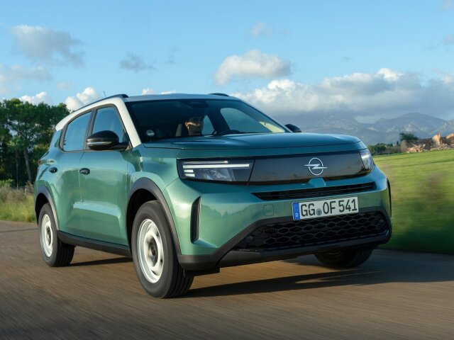 Opel-Frontera Hybrid
