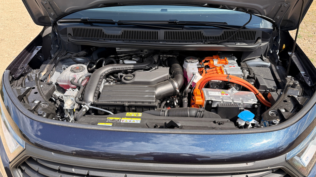 Ford Grand Tourneo Connect PHEV (2026)