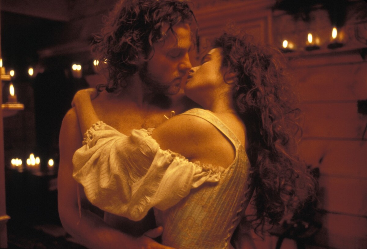 Kenneth Branagh a Helena Bonham Carter vo filme Frankenstein