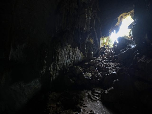 Laos / Cave /