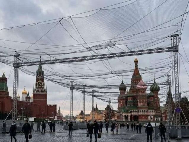 moskva siet nad namestim