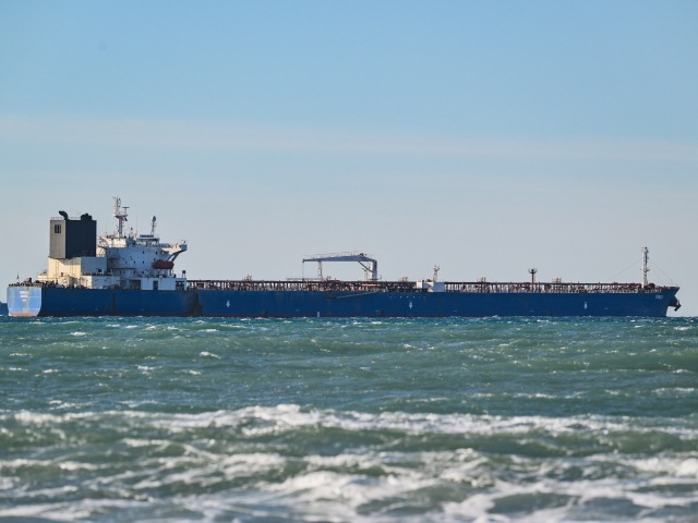 tanker ropa Británia Rusko sankcie zmiernenie dočasné vojna Irán