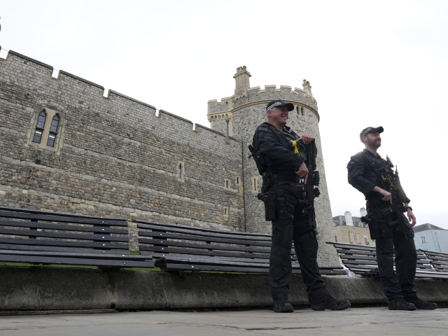 hrad windsor policajti