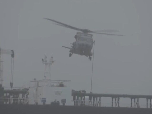 ruský tanker, francúzske námorníctvo