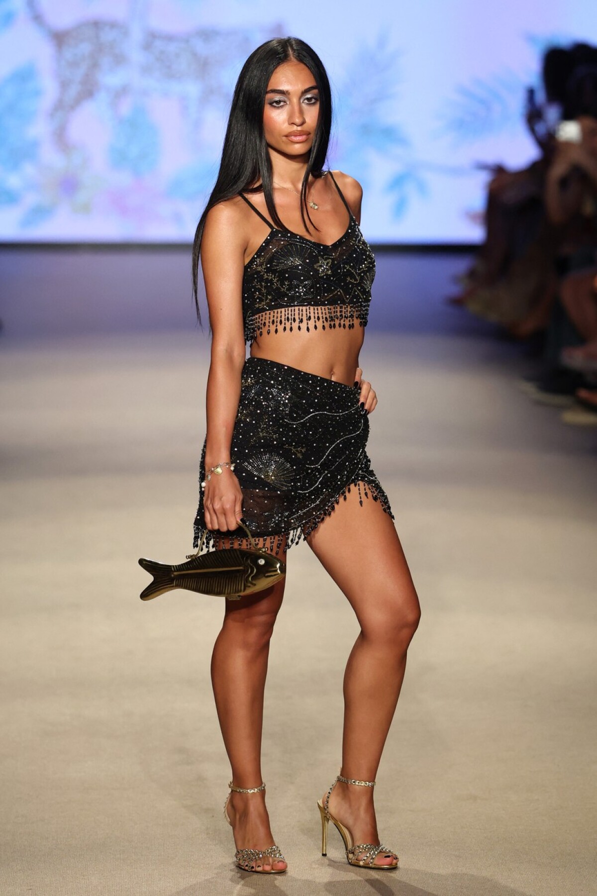 Jedna z modeliek na Miami Swim Weeku