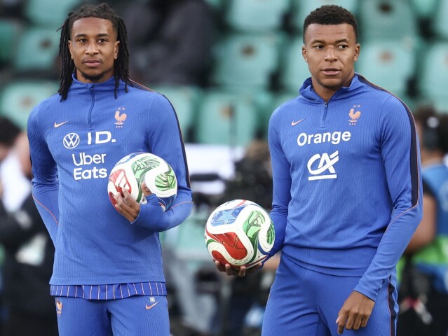 Michael Olise, Kylian Mbappé