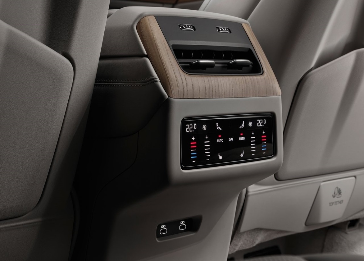 Audi Q7 2027 17