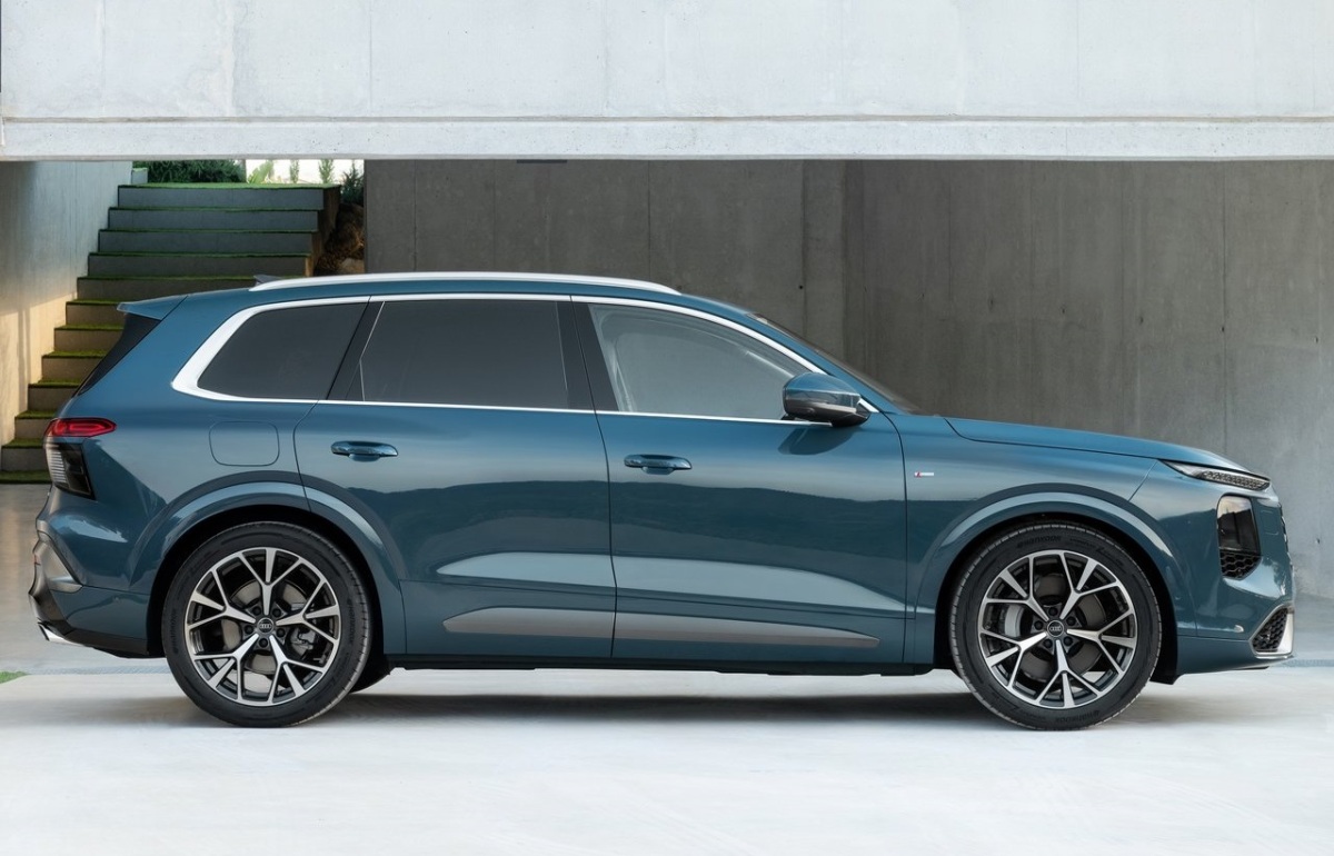 Audi Q7 2027 3