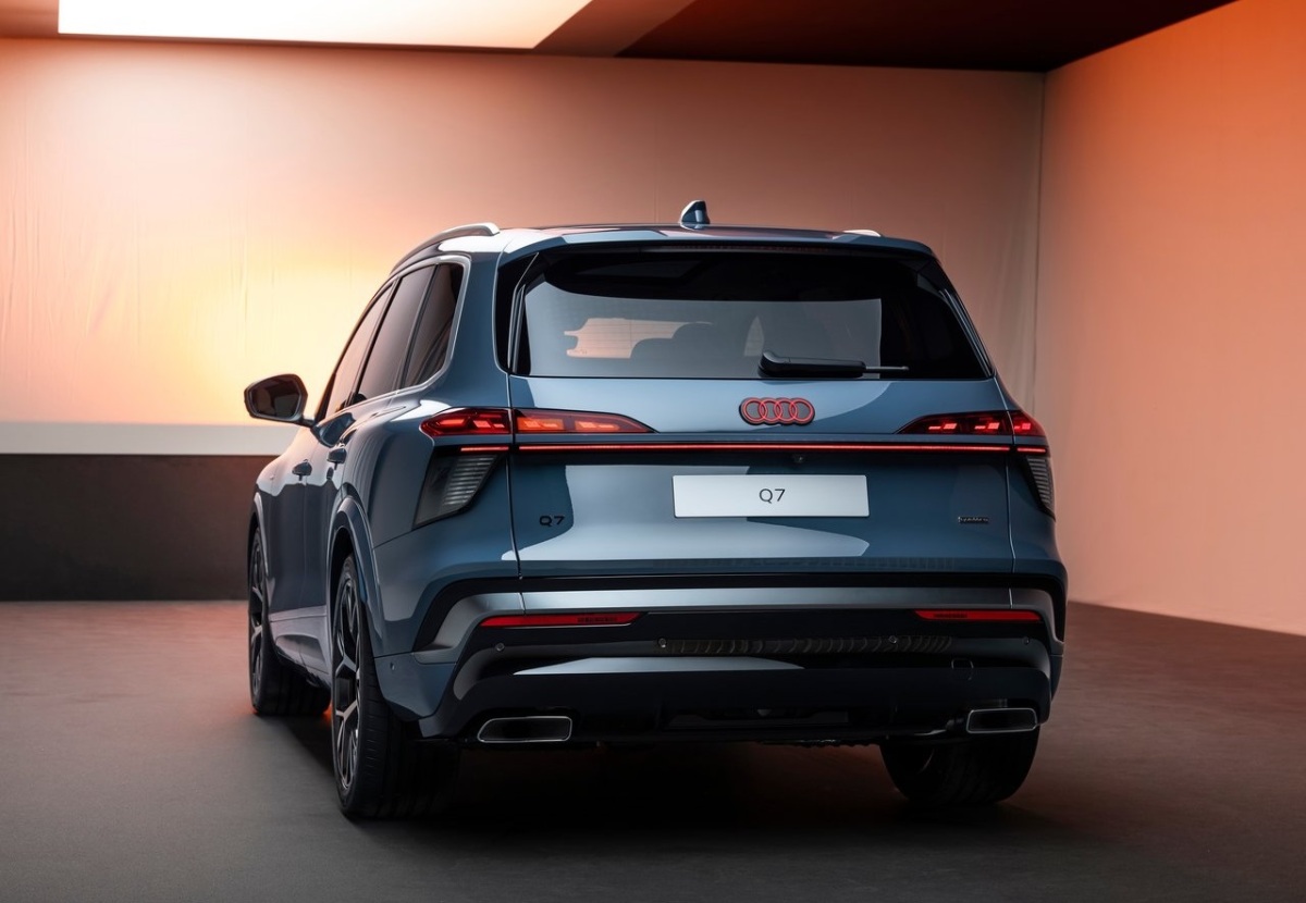 Audi Q7 2027 7