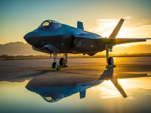 Stíhacie lietadlo F-35