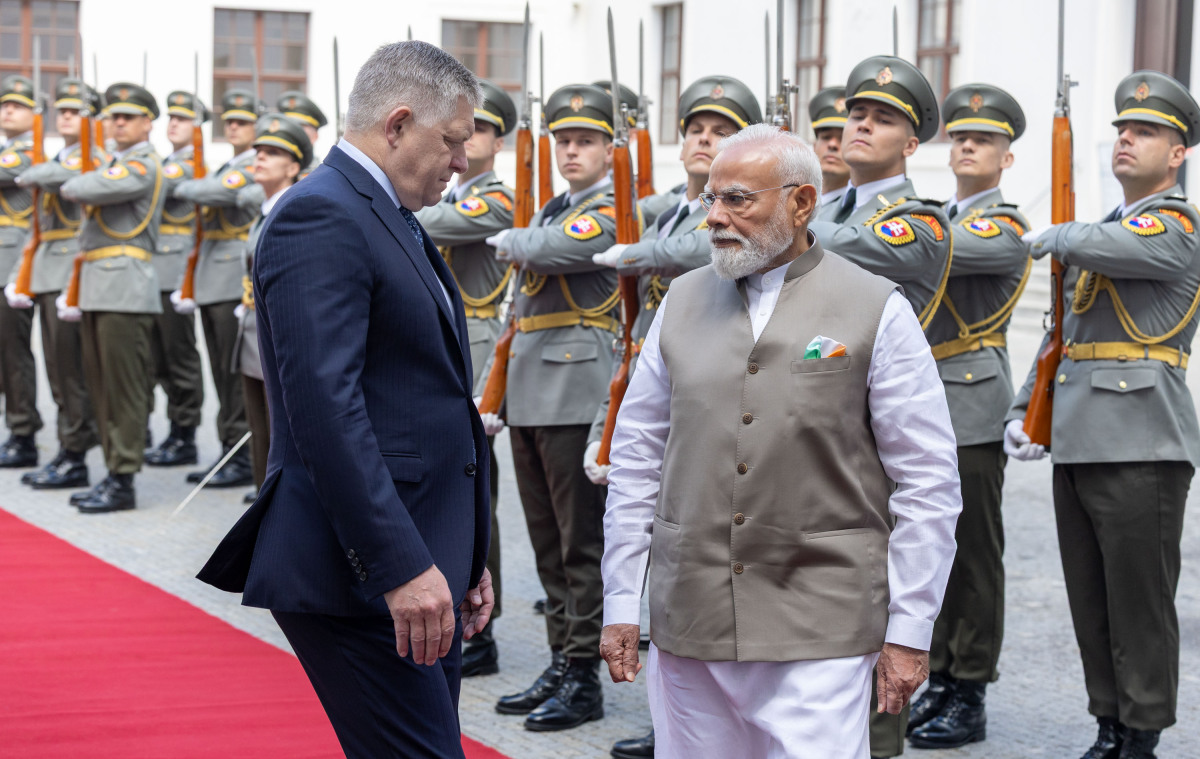 Fico, Narendra Módi.