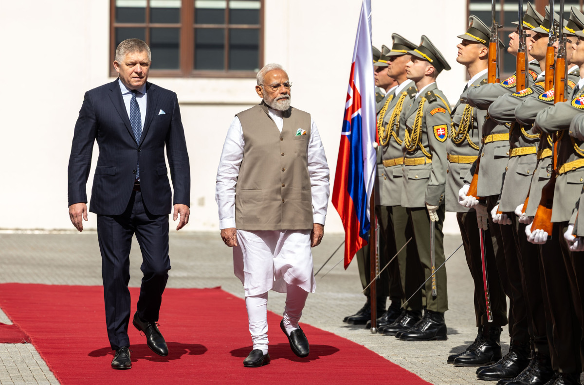 Fico, Narendra Módi.