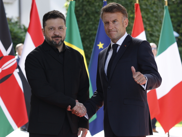Emmanuel Macron, Volodymyr Zelenskyj