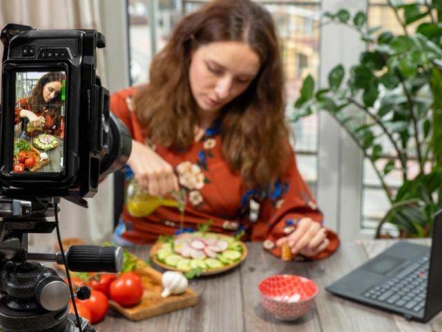Gastro inšpirácia: 5 slovenských foodblogerov, ktorých recepty budete chcieť skúsiť okamžite 